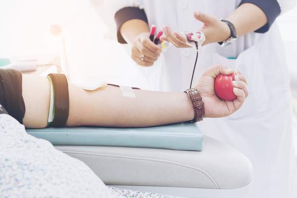 Donare sangue materiale monouso