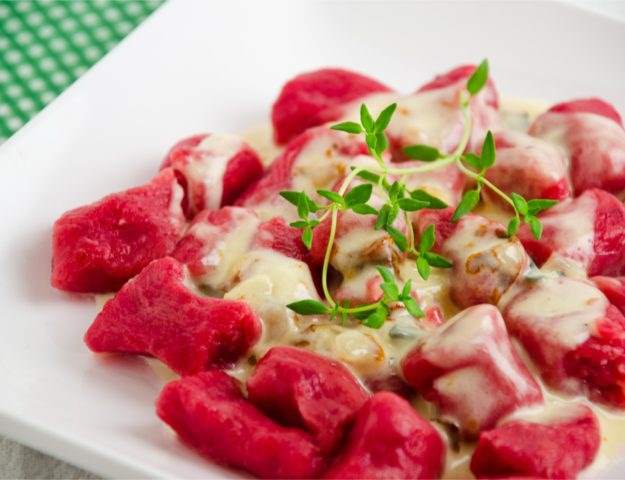 gnocchi di barbabietola