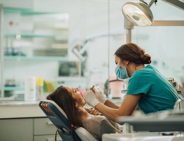 Cura canalare dente