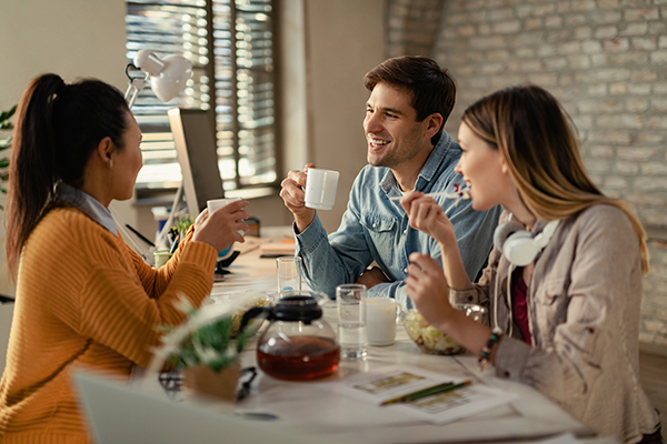 Prestare attenzione alla colazione può contribuire significativamente a migliorare la salute, l’energia e la concentrazione.