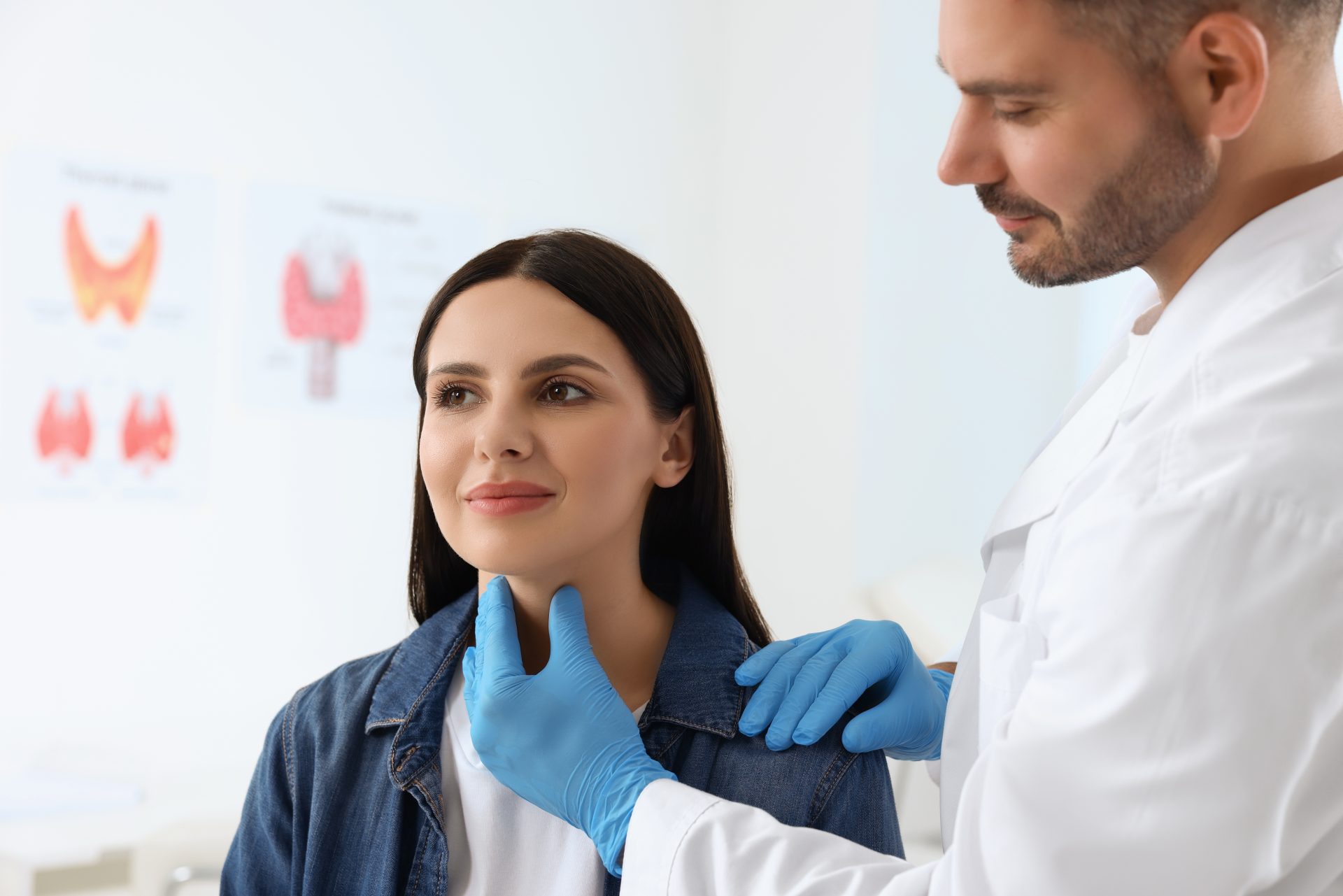 endocrinologo visita paziente