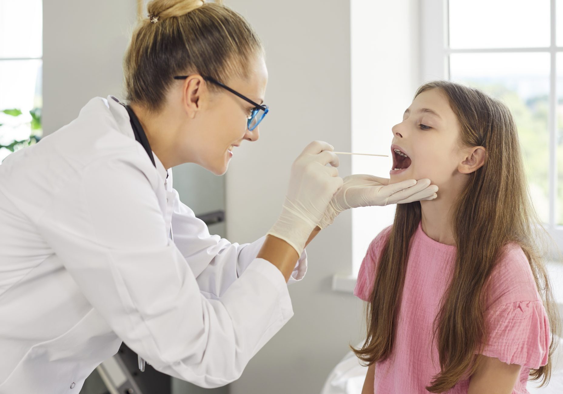 otorinolaringoiatra visita bambina